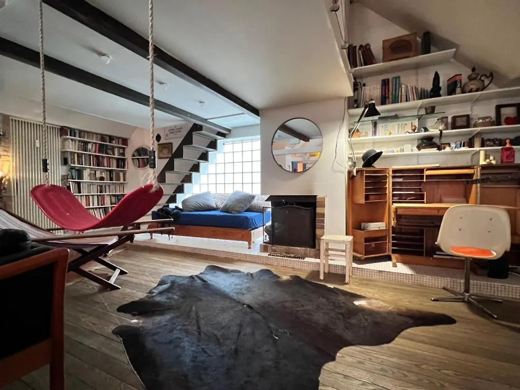 Le Loft Des Artistes Apartment Brussels